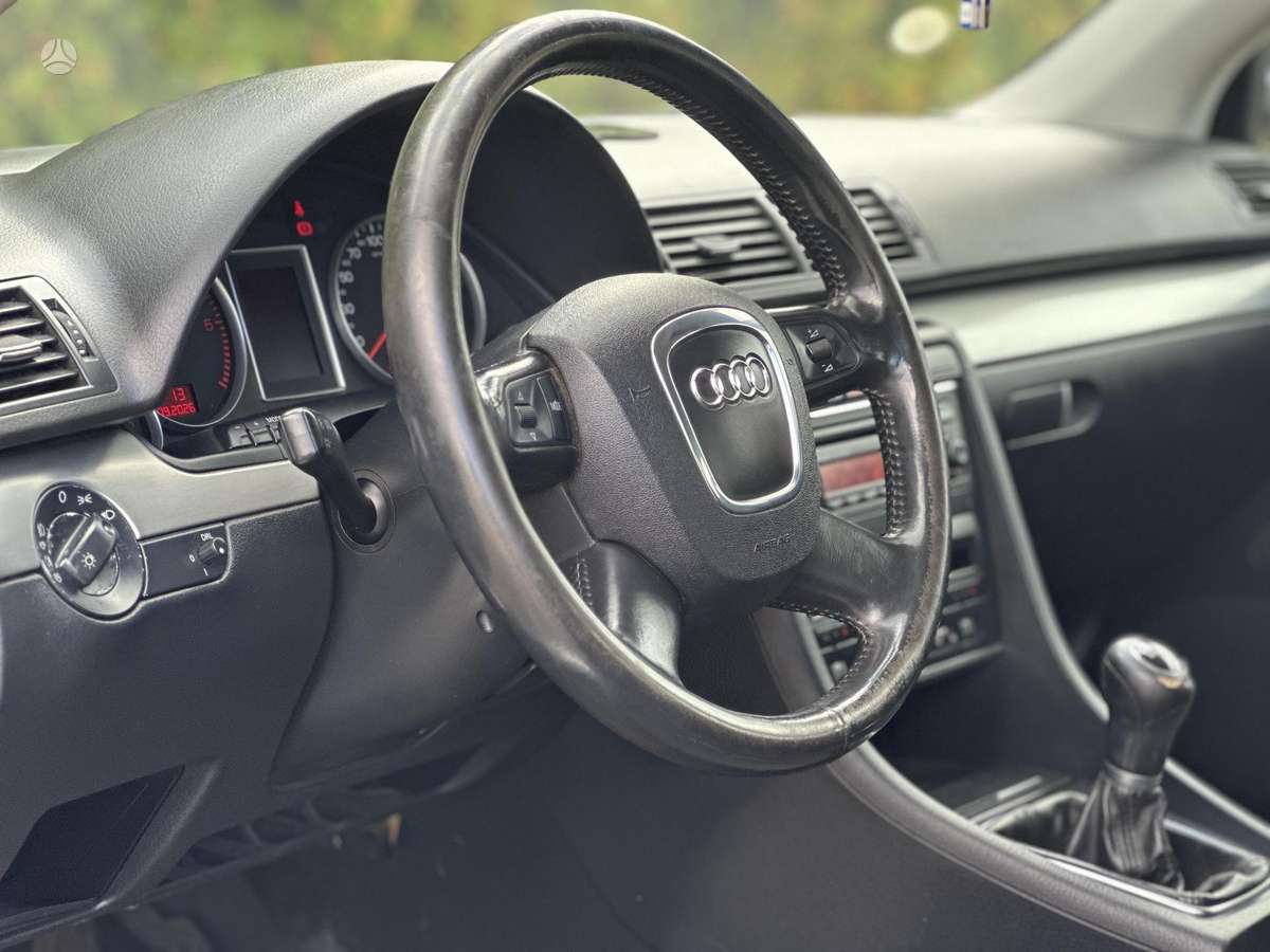 Audi A4 2006 — photo 15