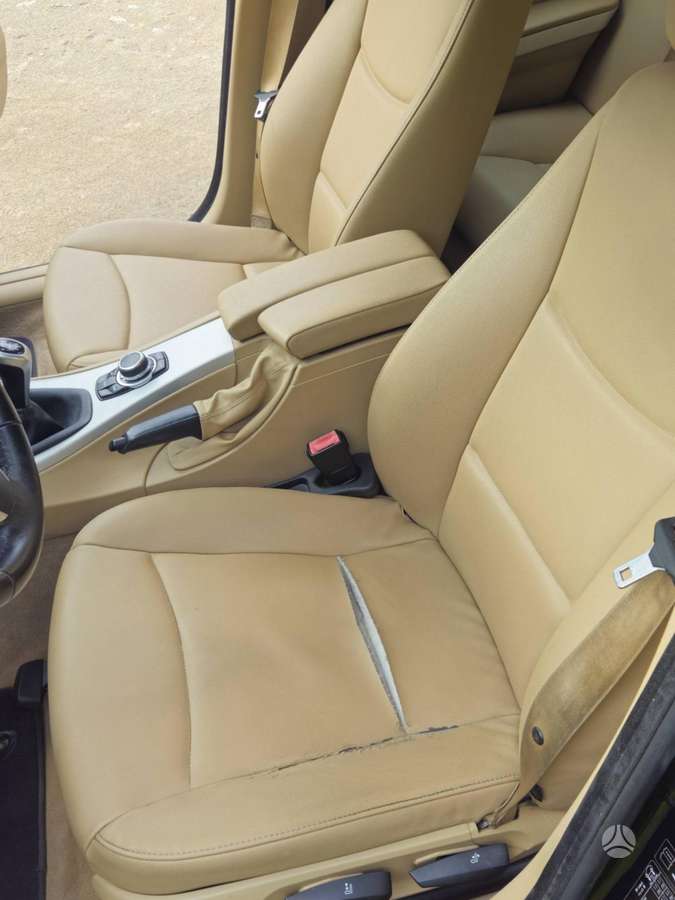 BMW 320 2008 — photo 8