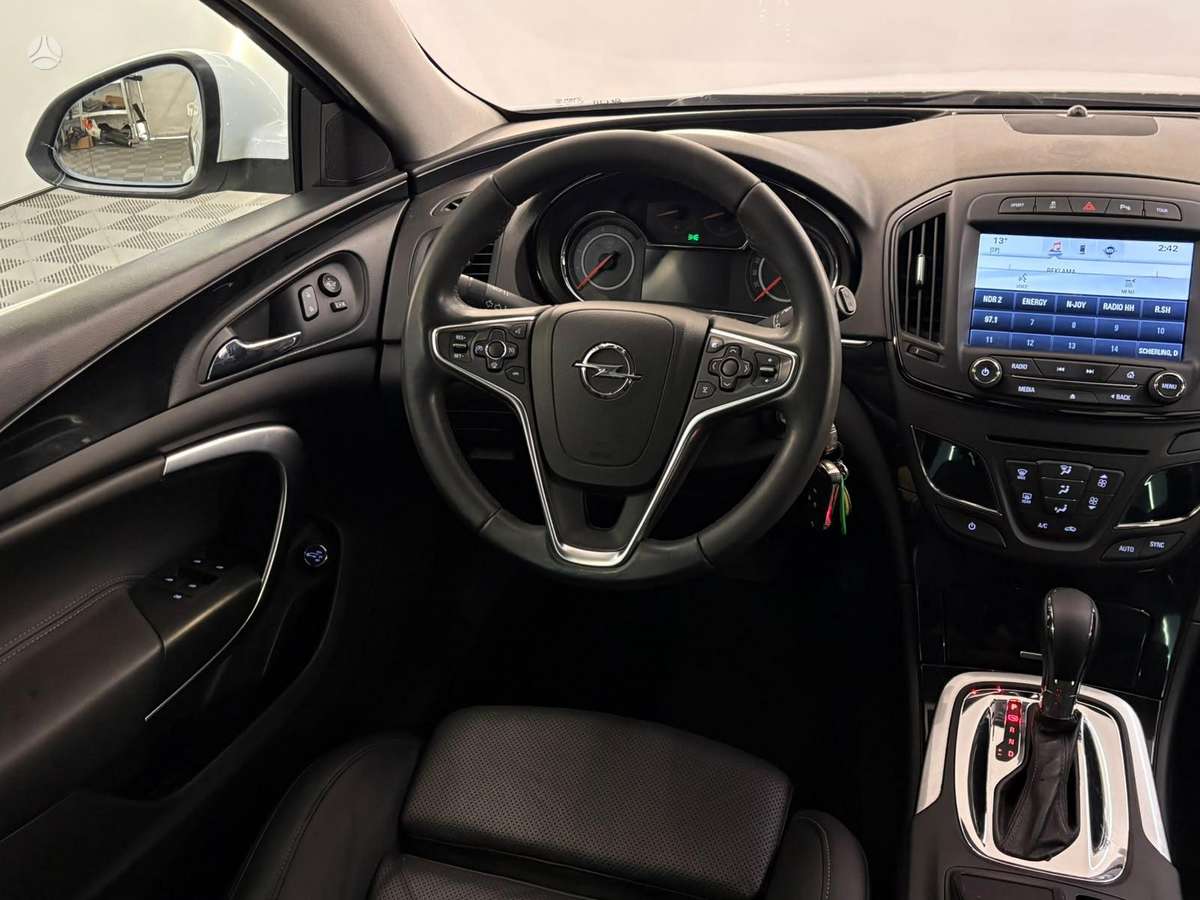 Opel Insignia 2014 — фото 20