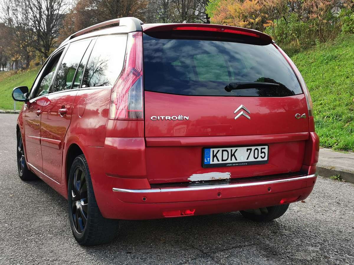 Citroen C4 2010 — двигун 1997 cm³, 136 HP (100kW)