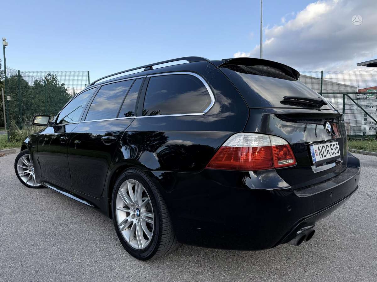 BMW 535 2006 — салон
