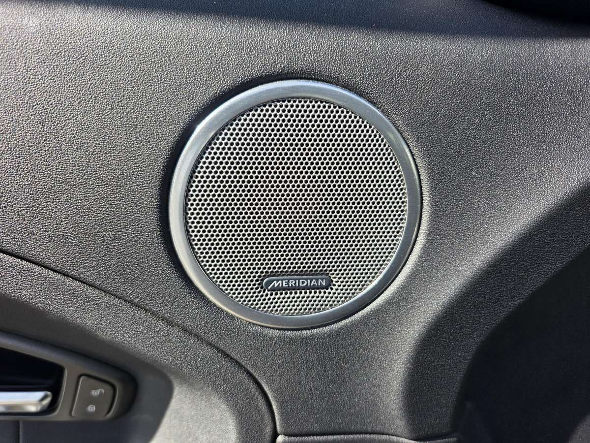 Land Rover 2012 — photo 30