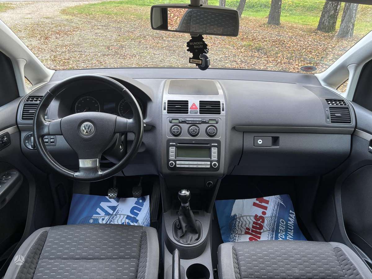 Volkswagen Touran 2007 — photo 12