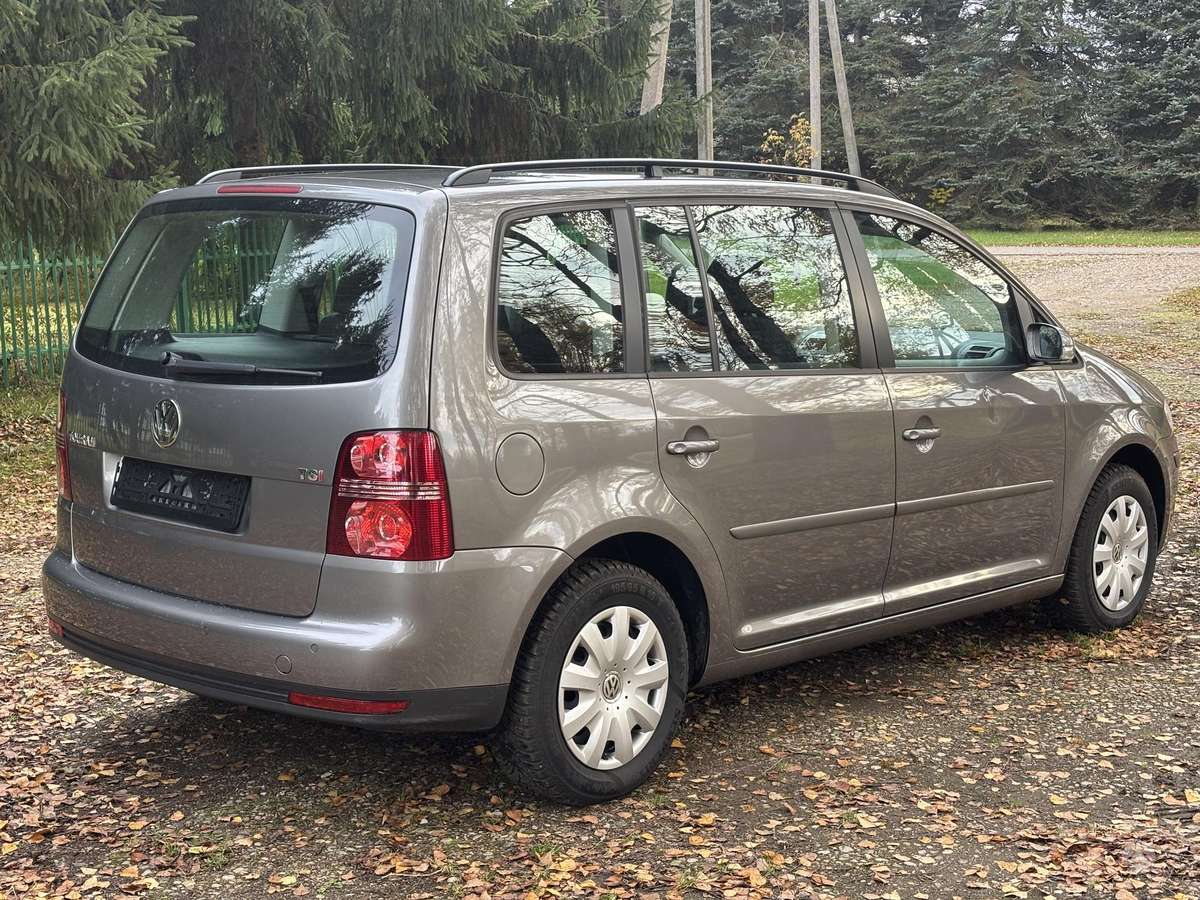 Volkswagen Touran 2007 — engine 1400 cm³, 140 HP (103kW)