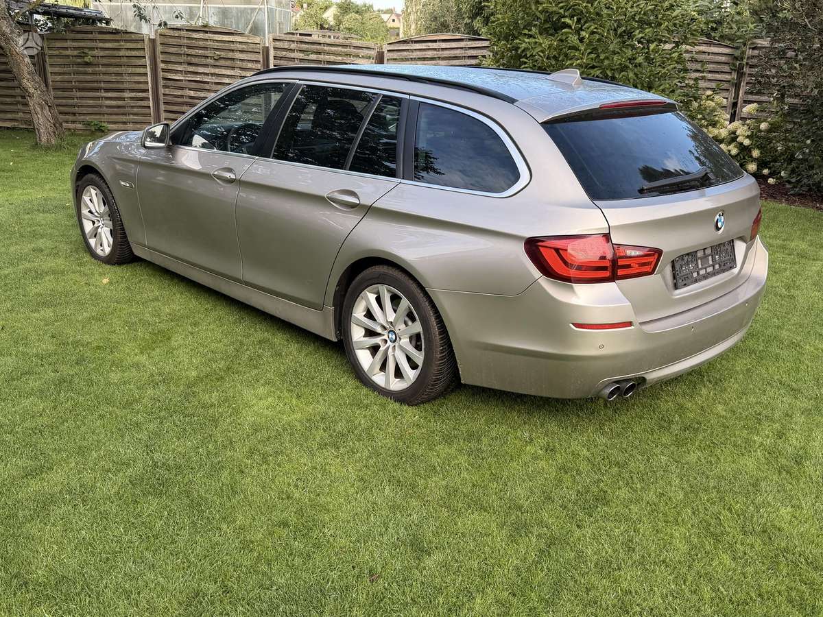 BMW 520 2011 — photo 6
