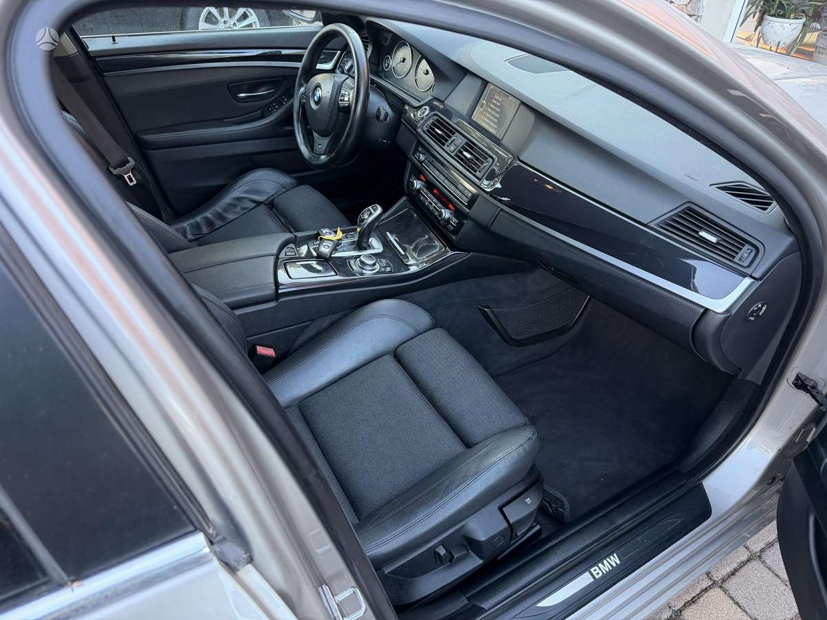 BMW 520 2011 — photo 9