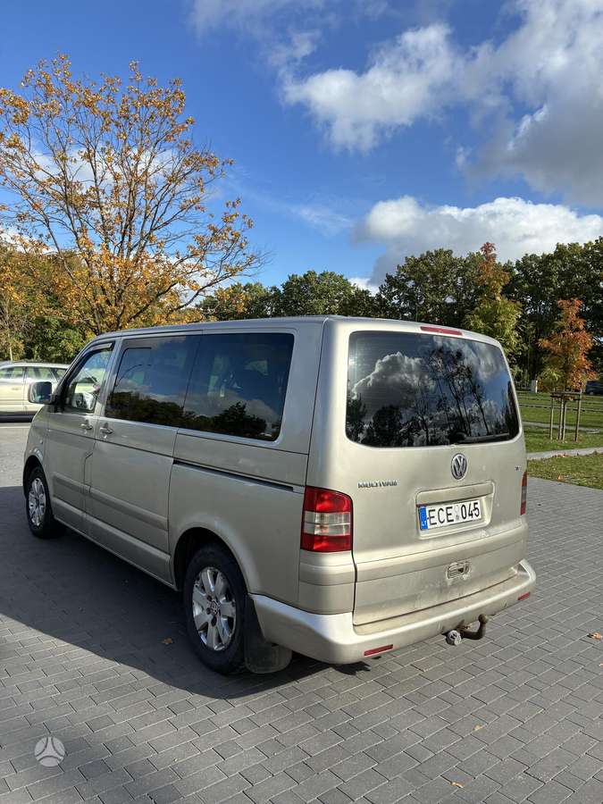 Volkswagen Multivan 2006 — photo 10