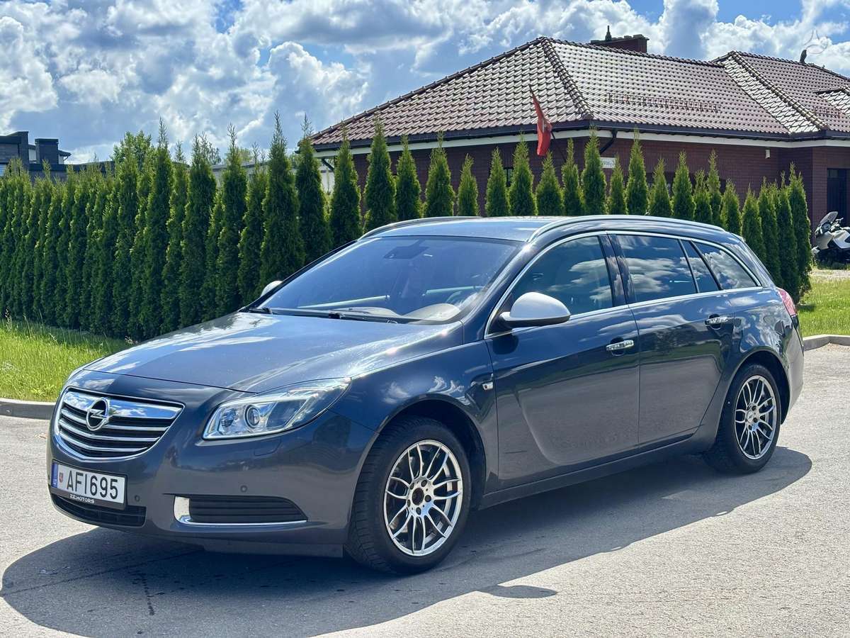 Opel Insignia 2009 — photo 7