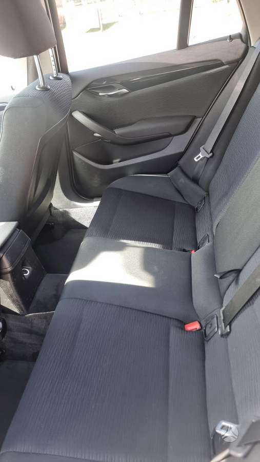 BMW X1 2011 — photo 7