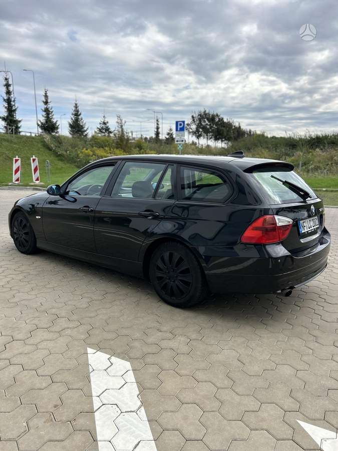 BMW 320 2007 — engine 1995 cm³, 163 HP (120kW)