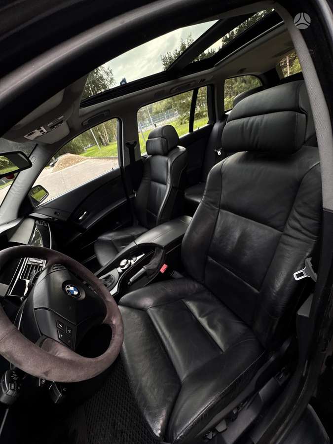 BMW 530 2004 — photo 13