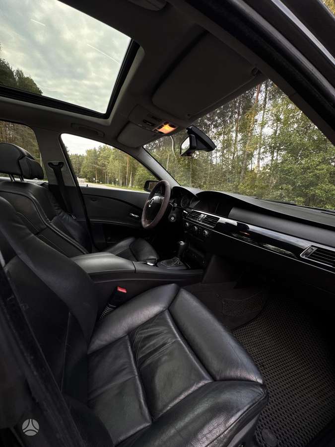 BMW 530 2004 — photo 5