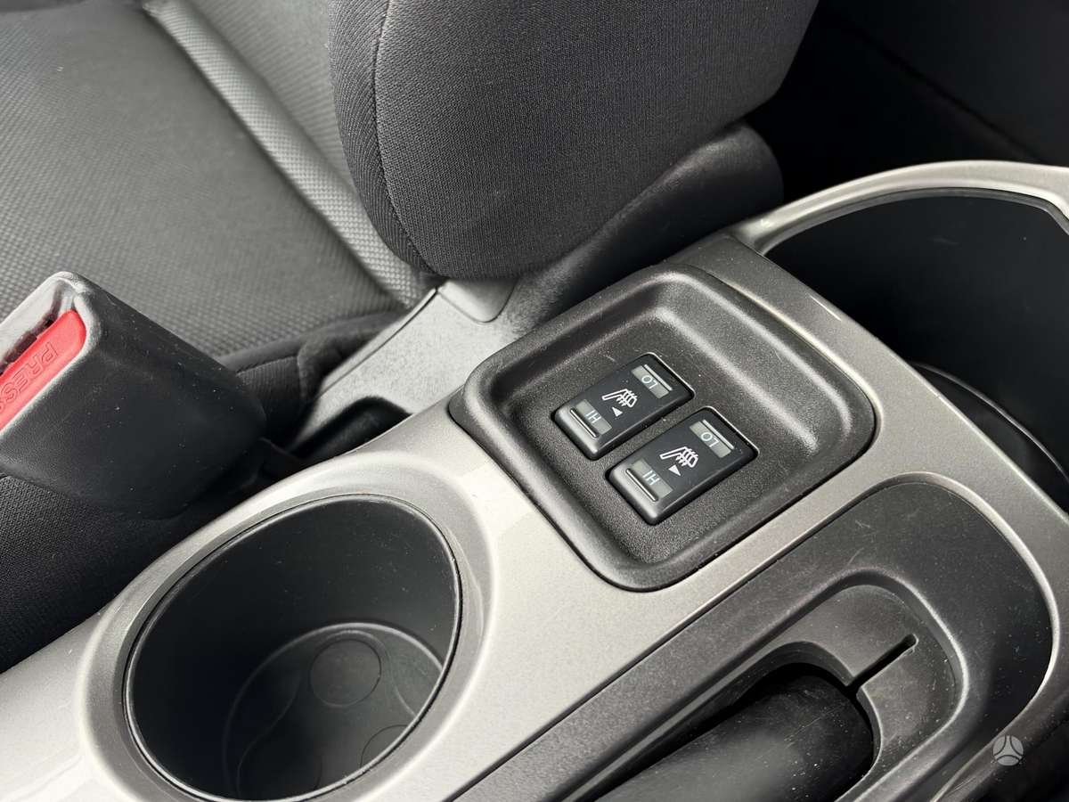 Nissan Juke 2013 — photo 6