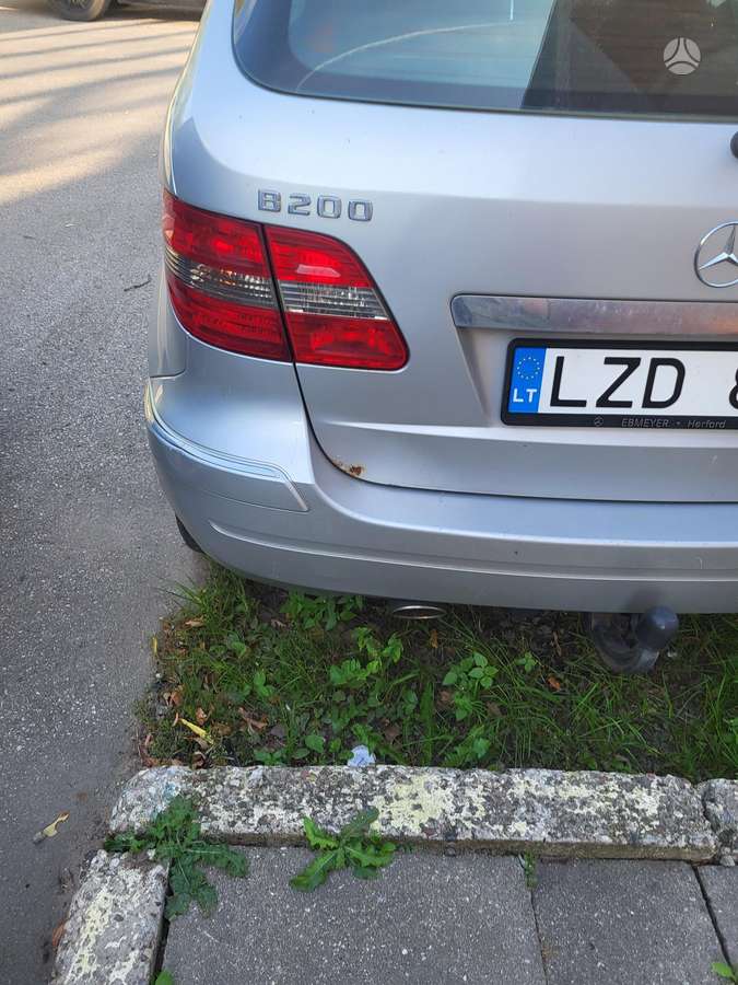 Mercedes-Benz 200 2006 — салон