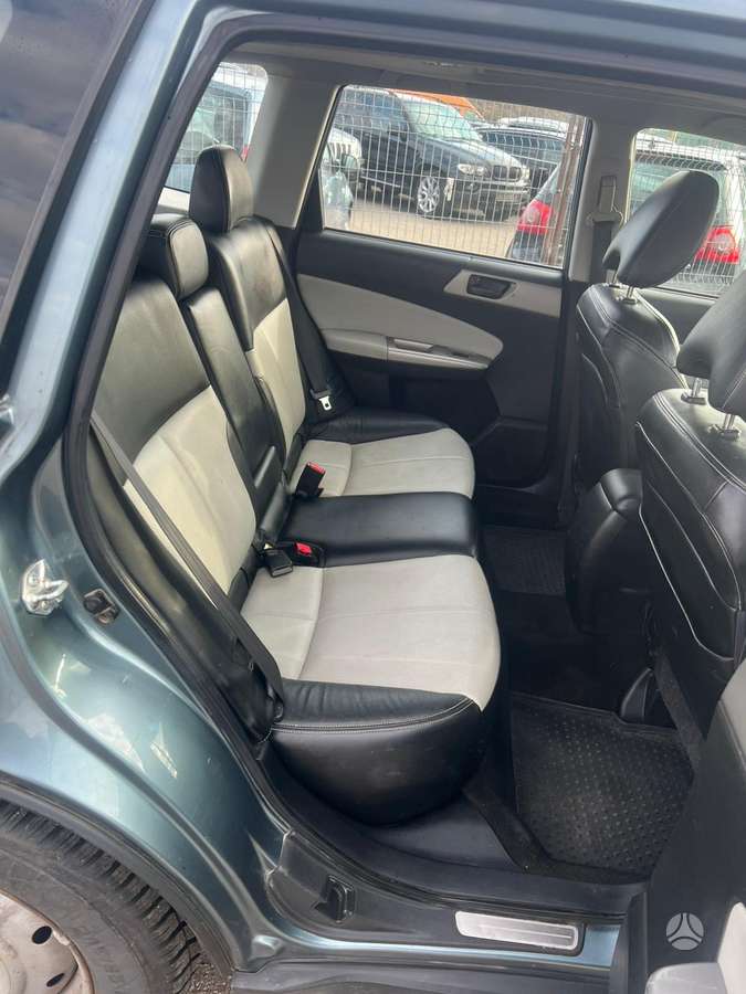 Subaru Forester 2009 — photo 10