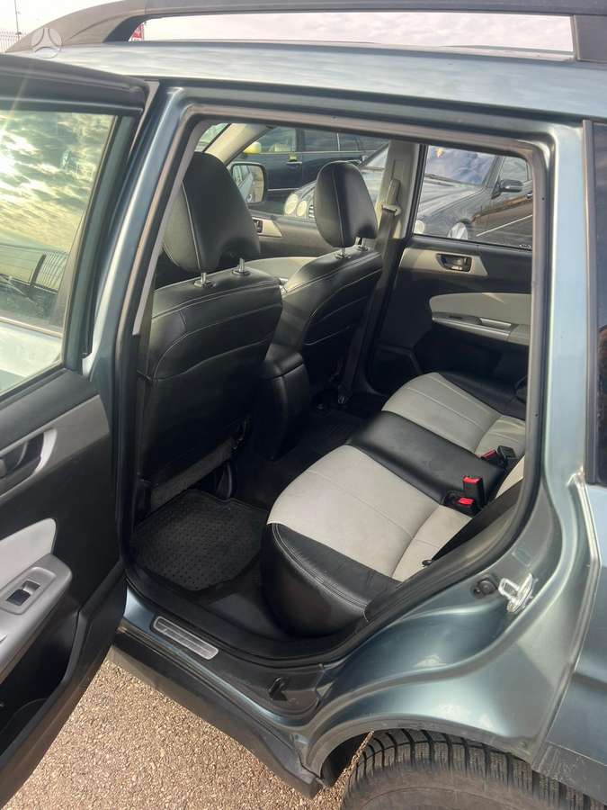 Subaru Forester 2009 — photo 9