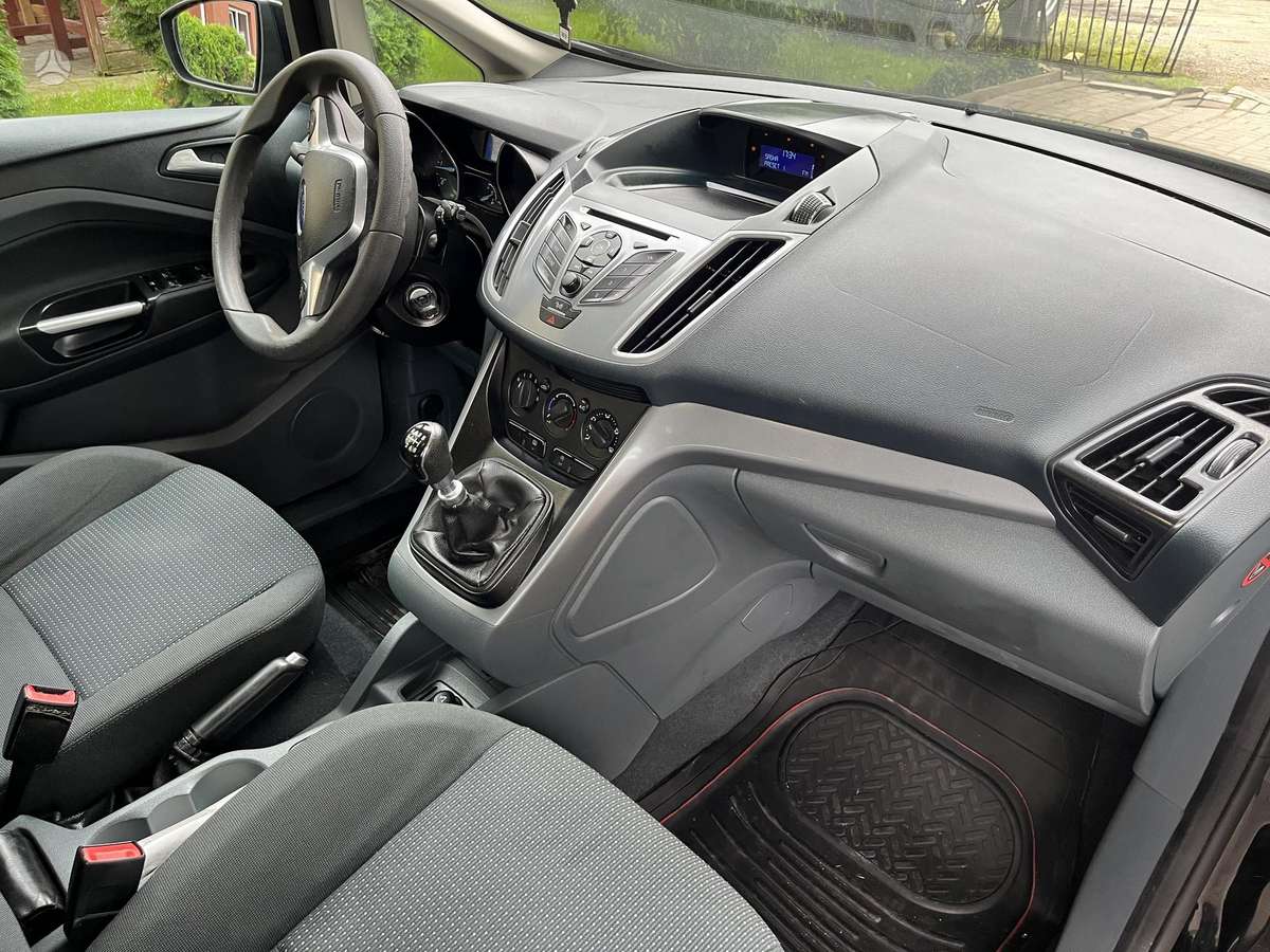 Ford C-MAX 2011 — photo 12