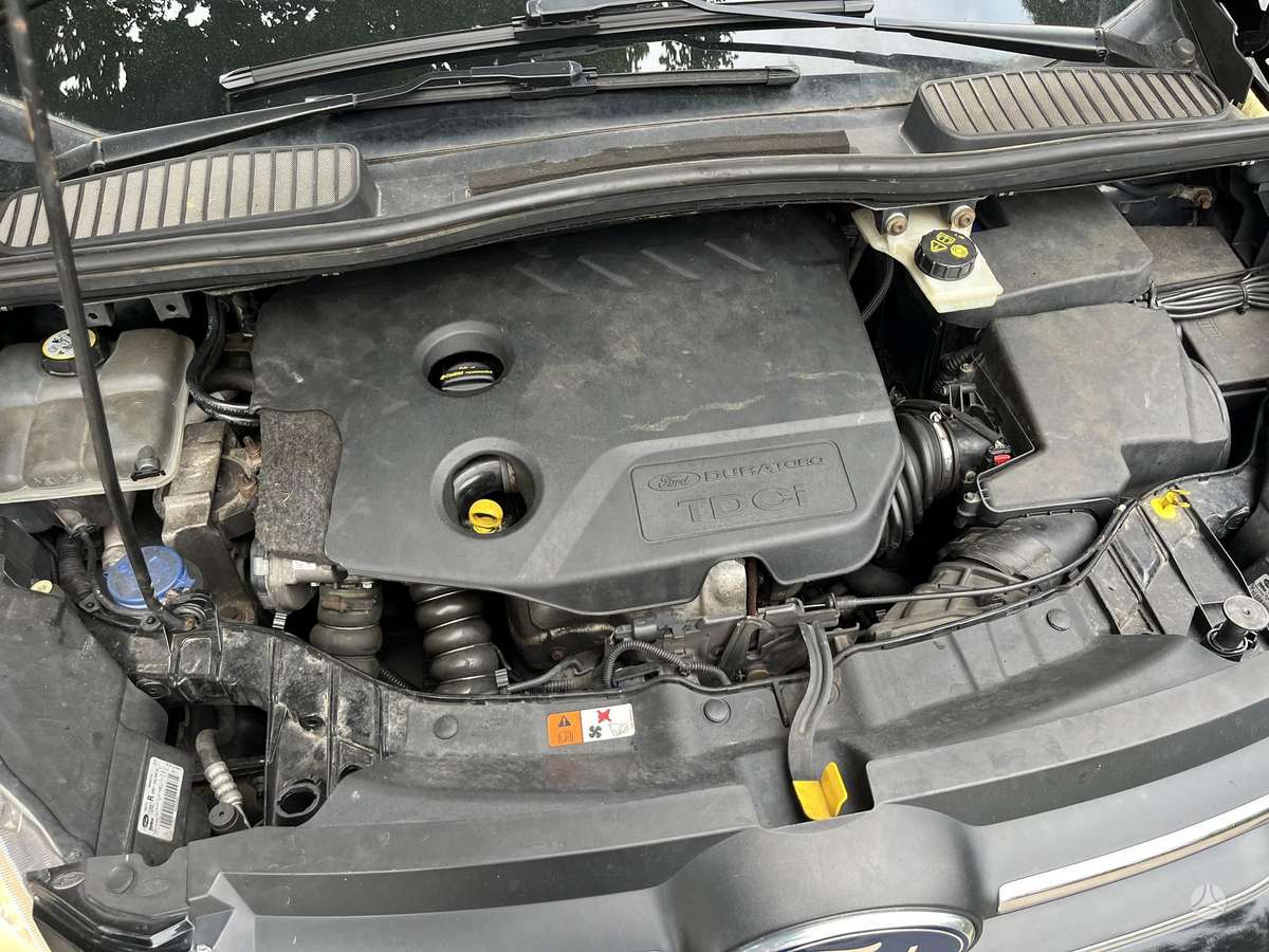 Ford C-MAX 2011 — photo 14