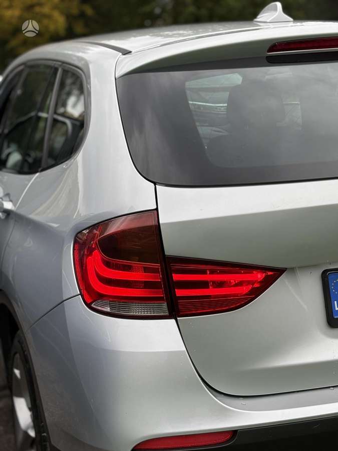 BMW X1 2010 — photo 11