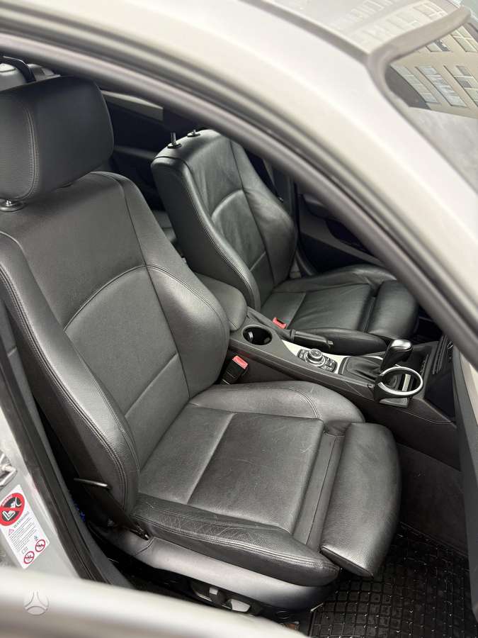 BMW X1 2010 — photo 14