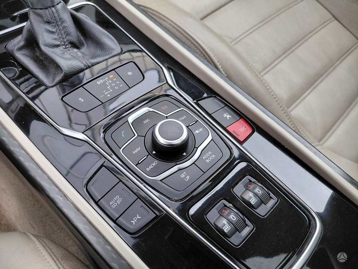 Peugeot 508 2011 — photo 15
