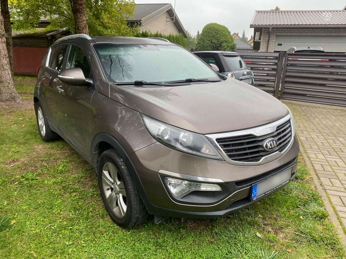 Kia Sportage 2014 — салон