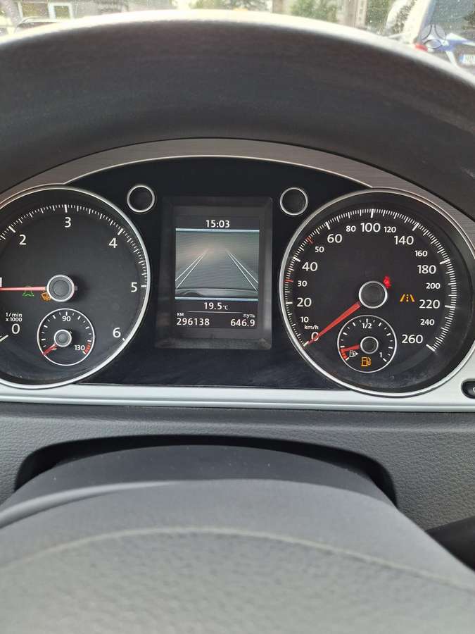 Volkswagen Passat 2012 — photo 7