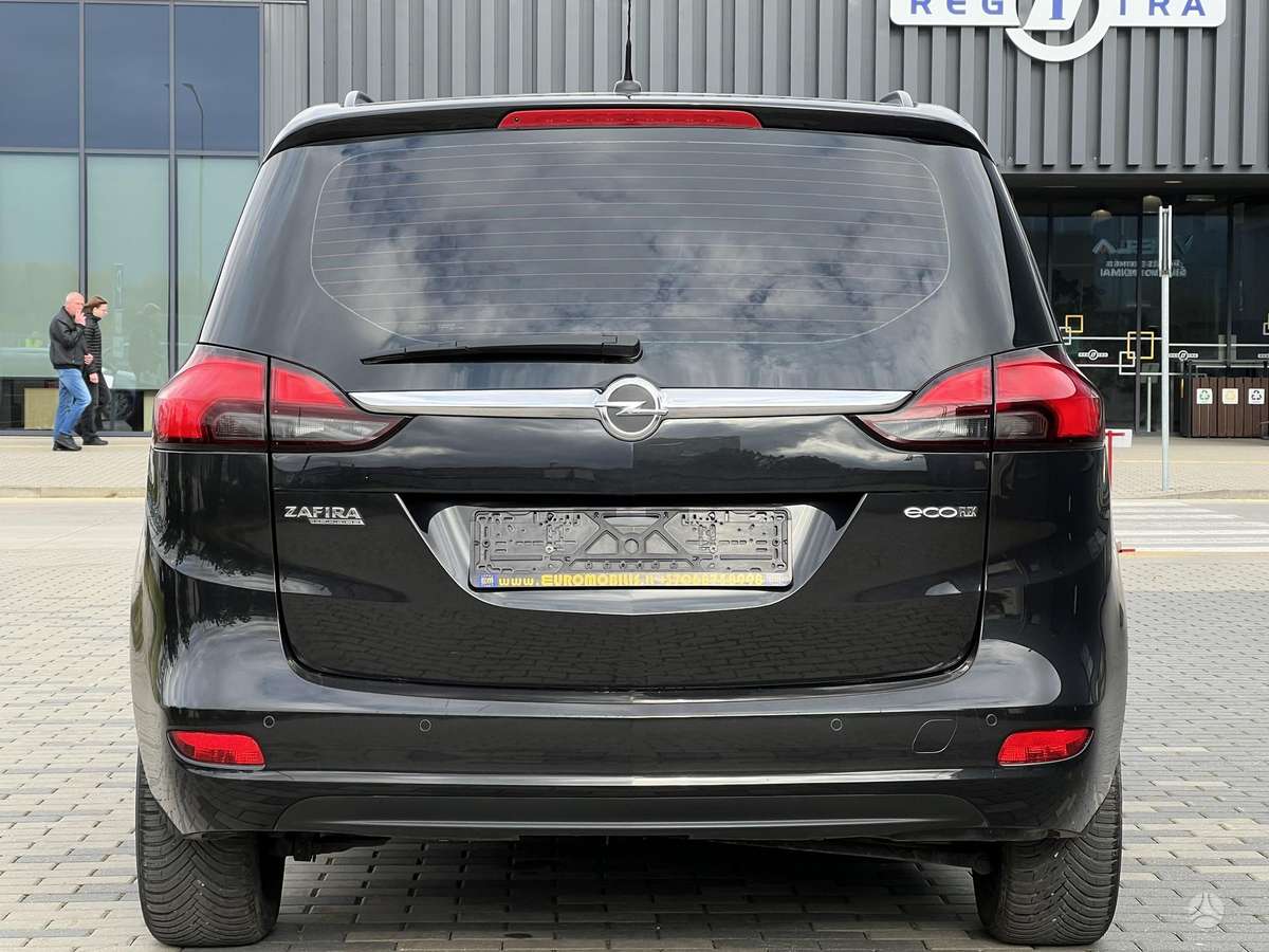 Opel Zafira 2015 — фото 6