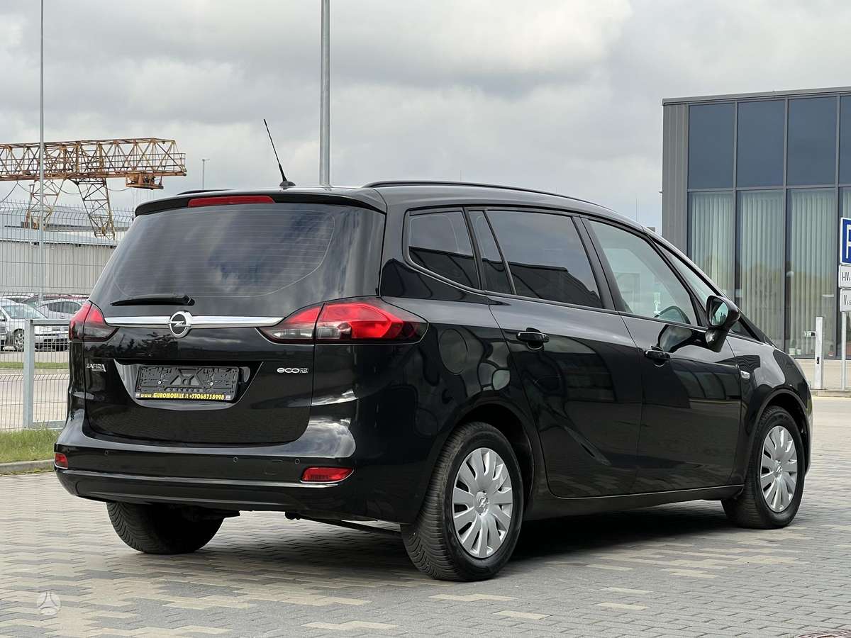 Opel Zafira 2015 — фото 7