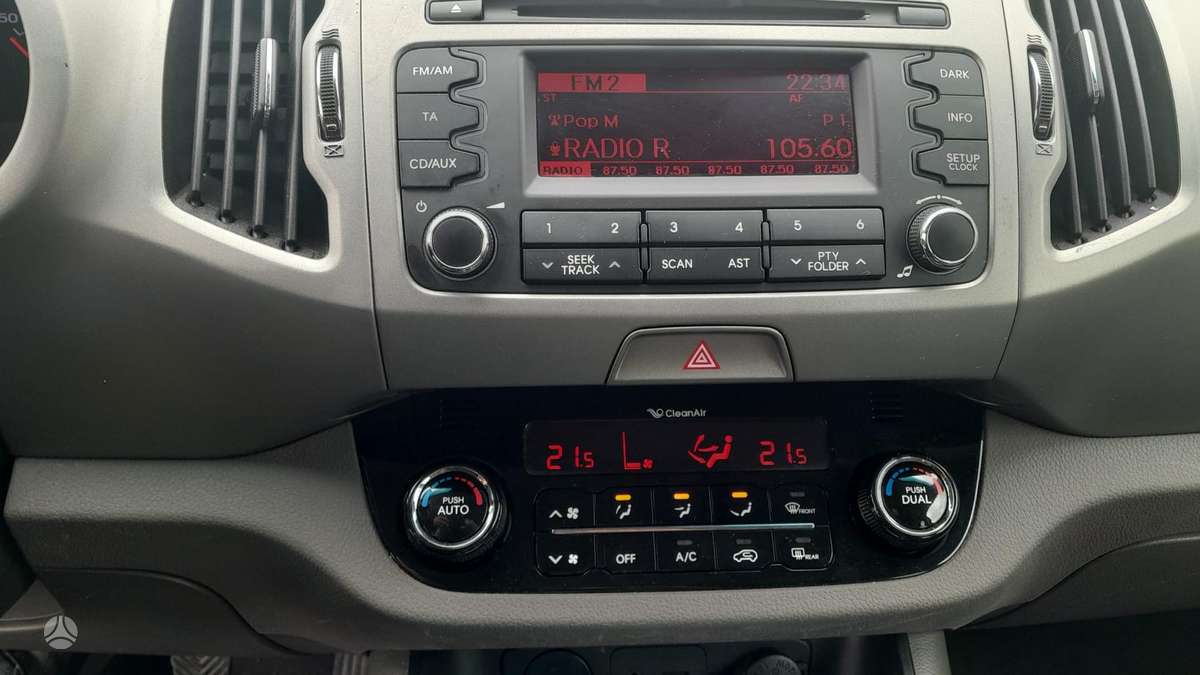Kia Sportage 2012 — photo 19