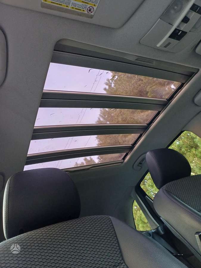 Mercedes-Benz B200 2009 — photo 14