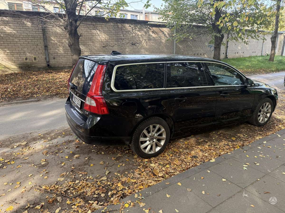 Volvo V70 2012 — двигун 1984 cm³, 163 HP (120kW)