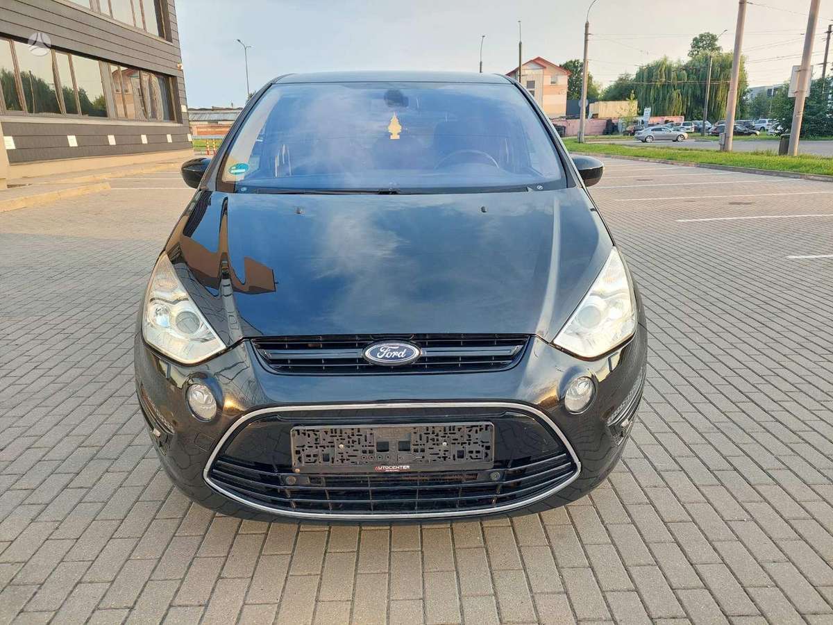 Ford S-MAX 2012 — interior