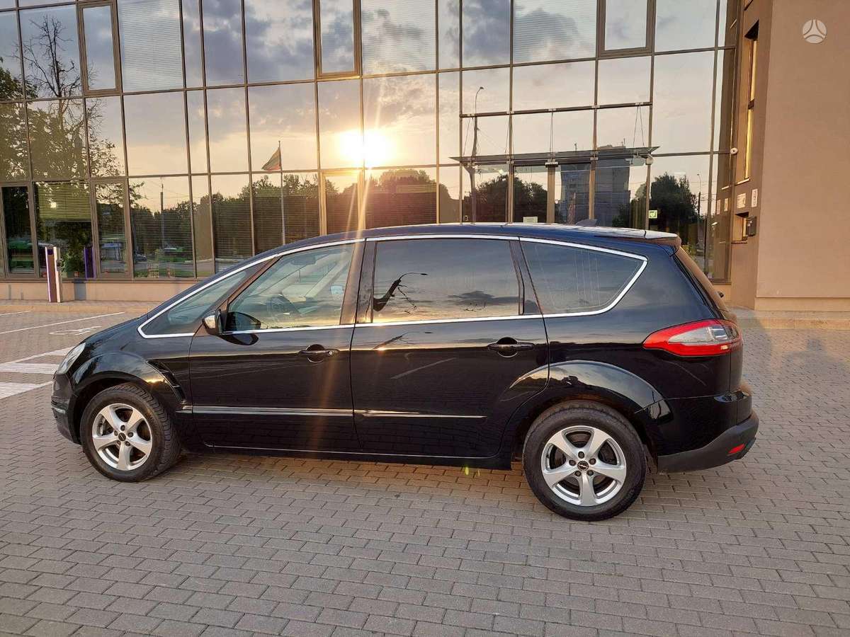 Ford S-MAX 2012 — engine 2200 cm³, 200 HP (147kW)