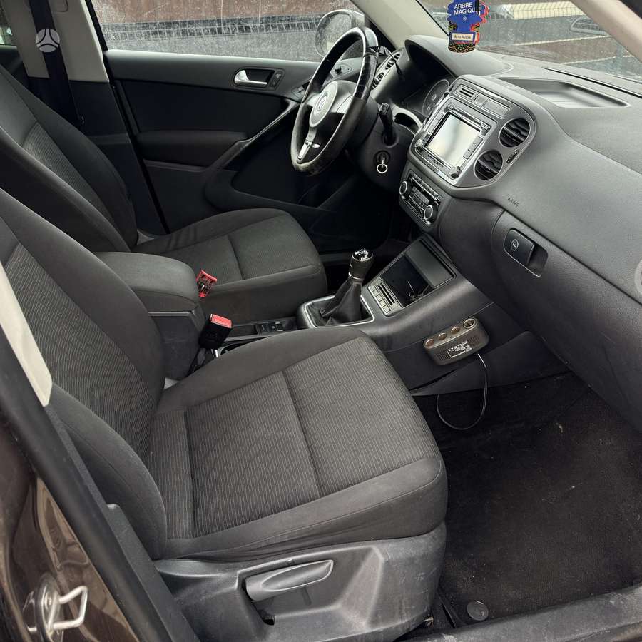 Volkswagen Tiguan 2012 — photo 10