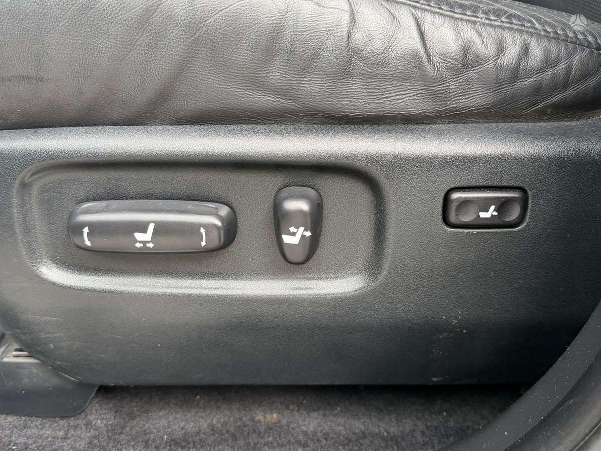Lexus RX 2007 — photo 14