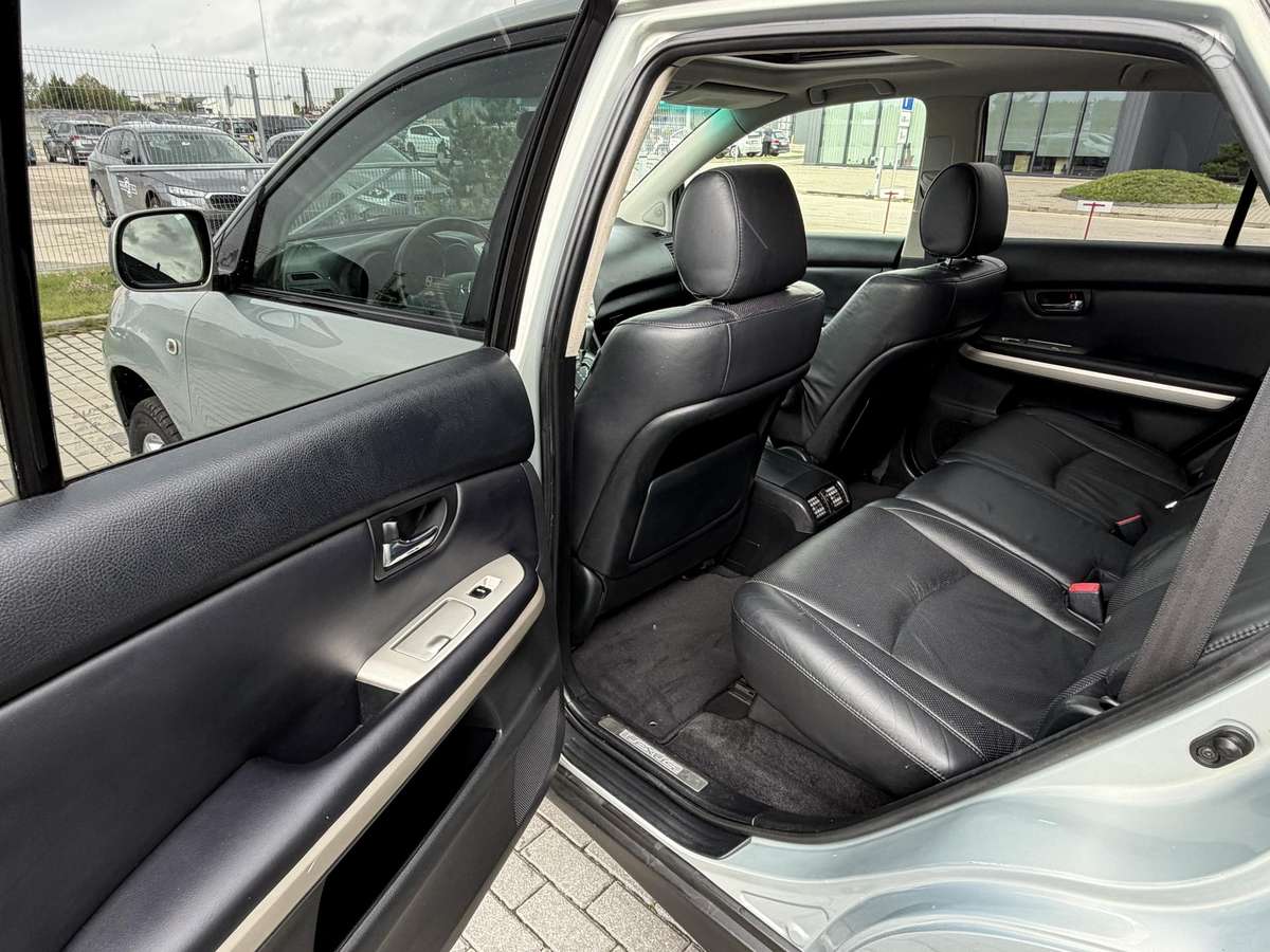 Lexus RX 2007 — photo 16