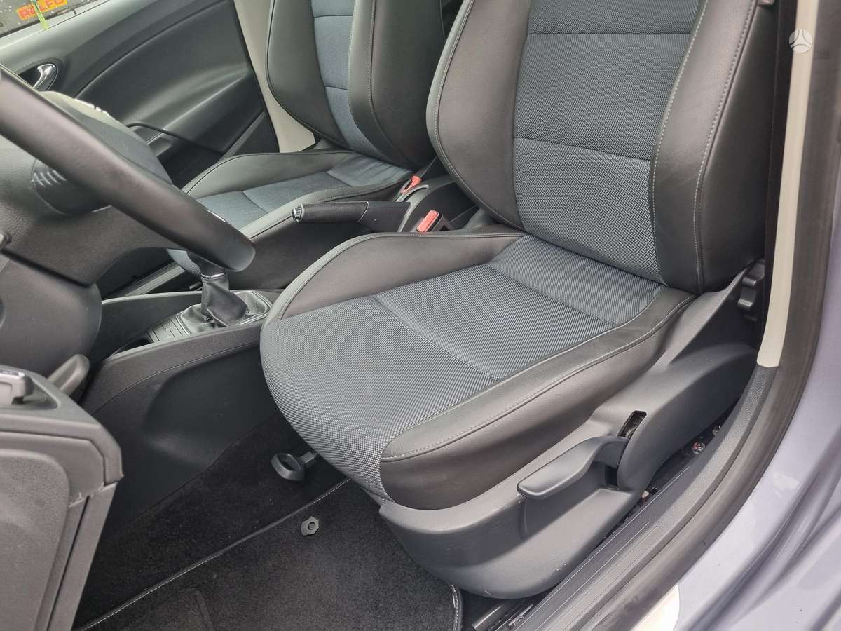 Seat Ibiza 2015 — фото 16