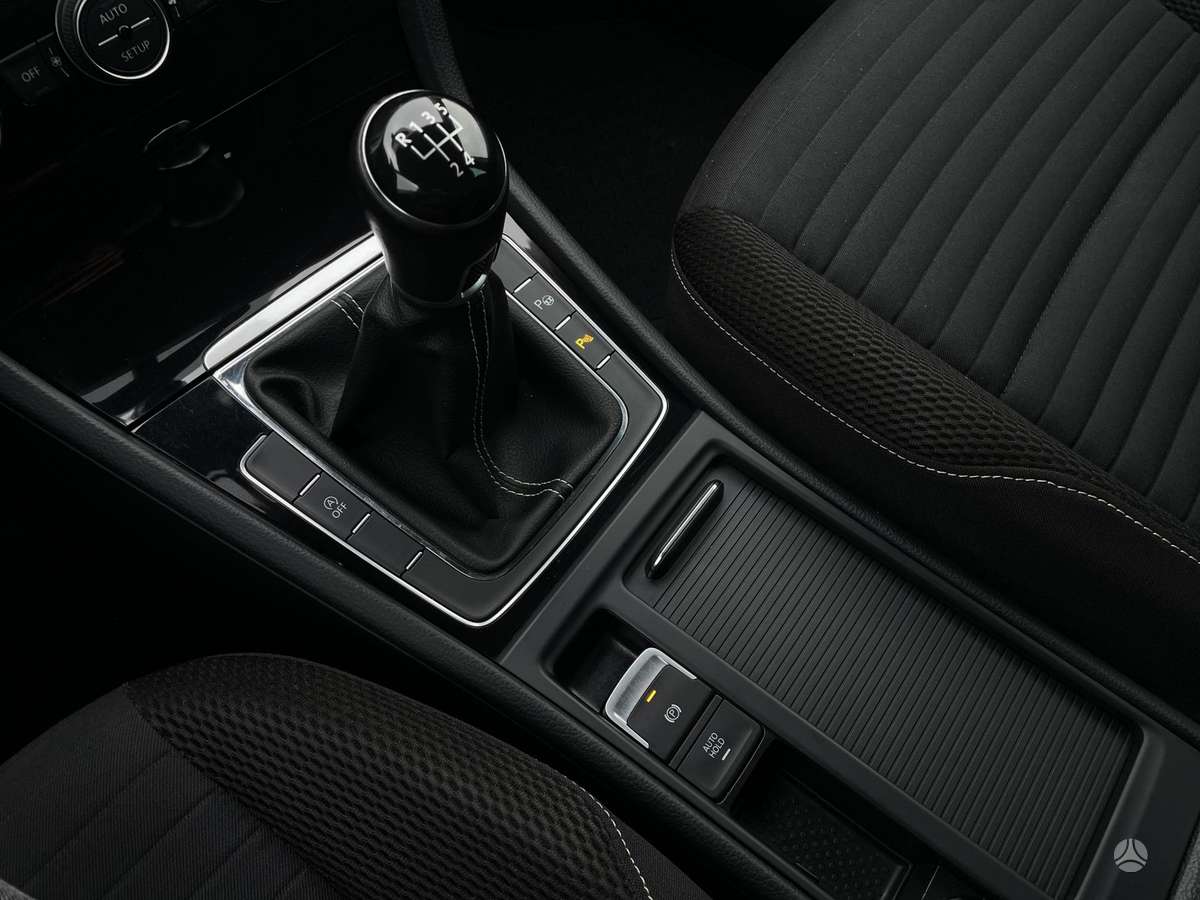 Volkswagen Golf 2014 — photo 17