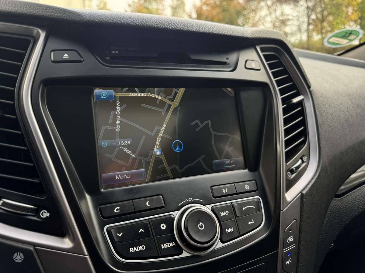 Hyundai Santa 2012 — photo 14