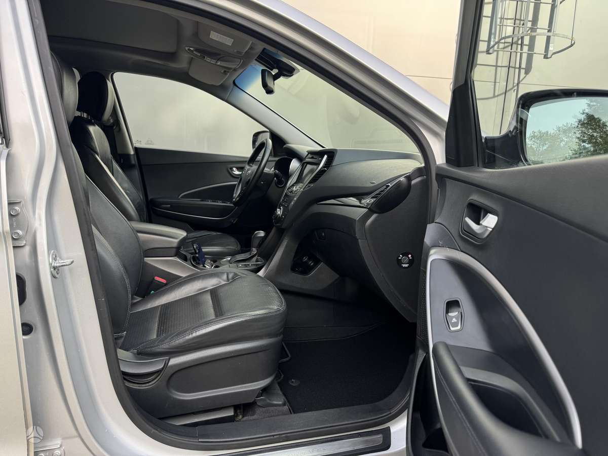 Hyundai Santa 2012 — photo 9