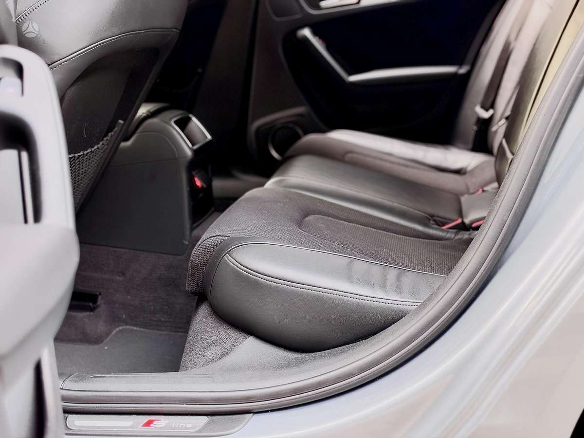 Audi A4 2012 — photo 15
