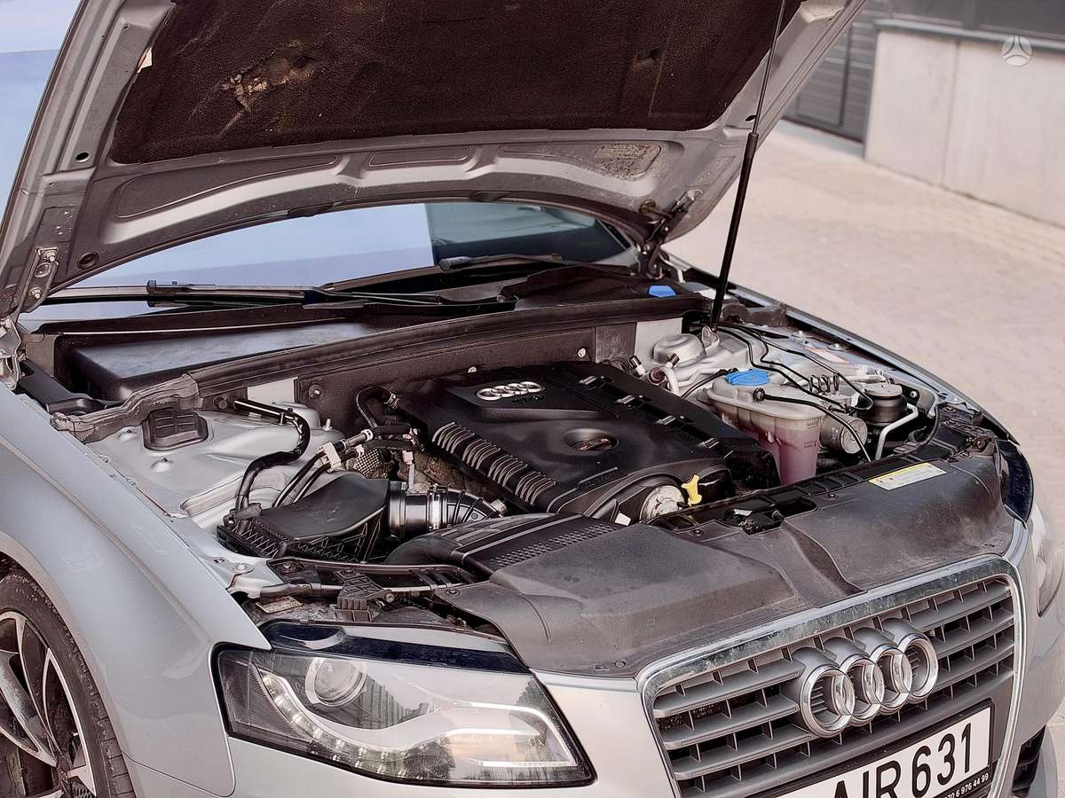 Audi A4 2012 — photo 17