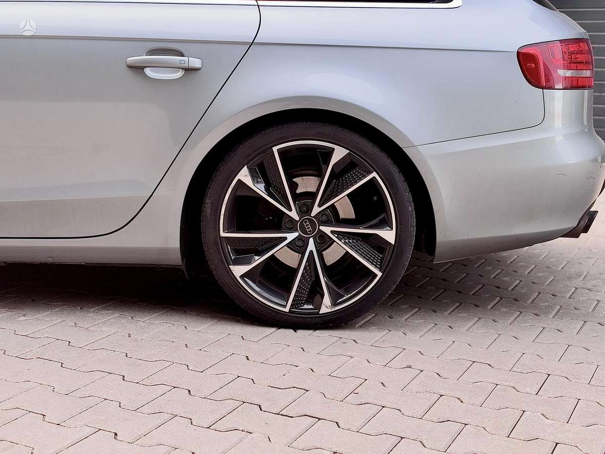 Audi A4 2012 — photo 6