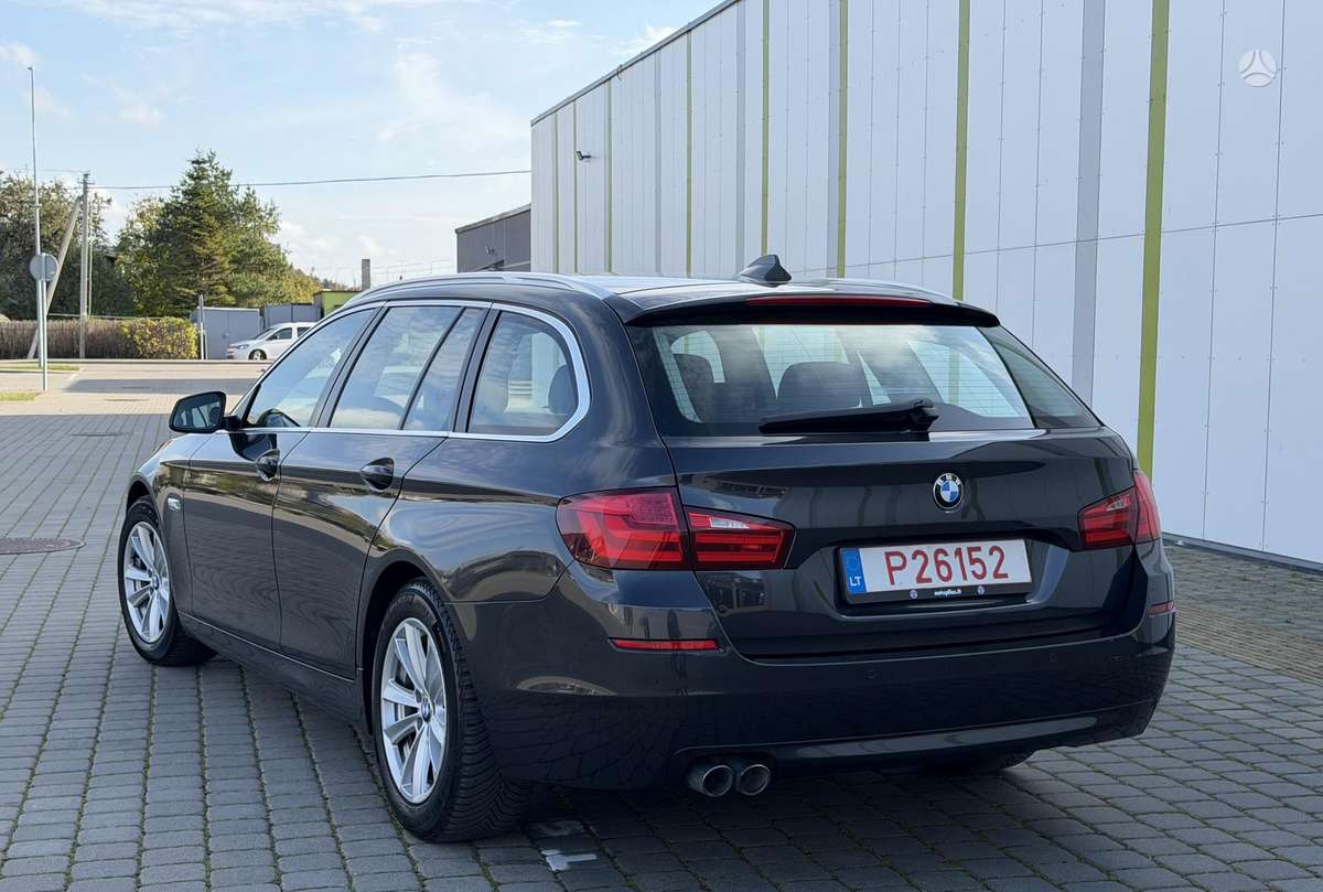 BMW 520 2013 — двигун 1995 cm³, 184 HP (135kW)