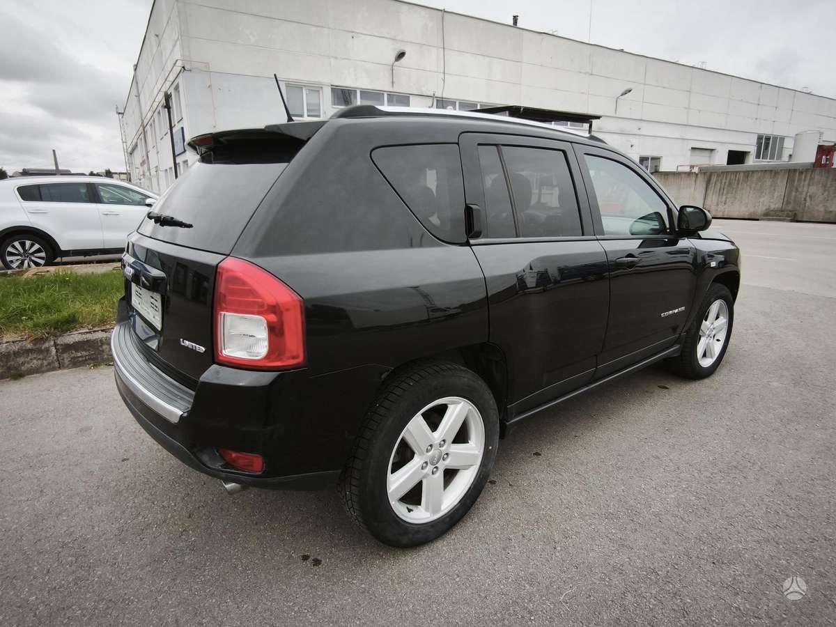Jeep Compass 2012 — photo 6