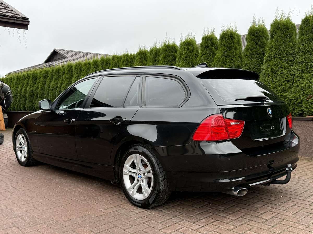 BMW 318 2012 — двигун 1995 cm³, 143 HP (105kW)