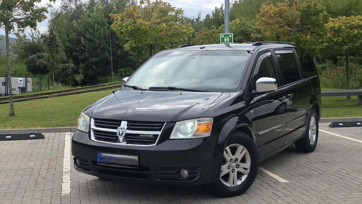 Dodge Grand 2008 — авто для ЗСУ з Європи