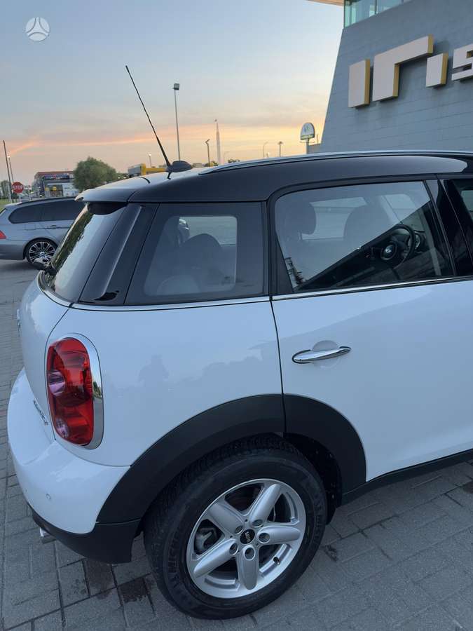 Mini Countryman 2012 — photo 10