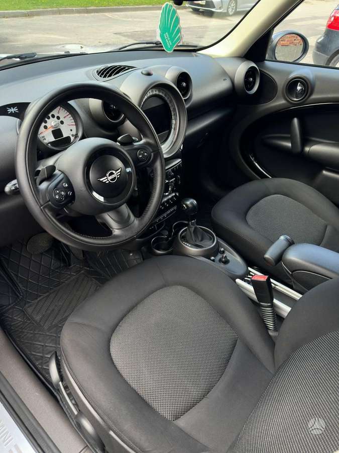 Mini Countryman 2012 — photo 13